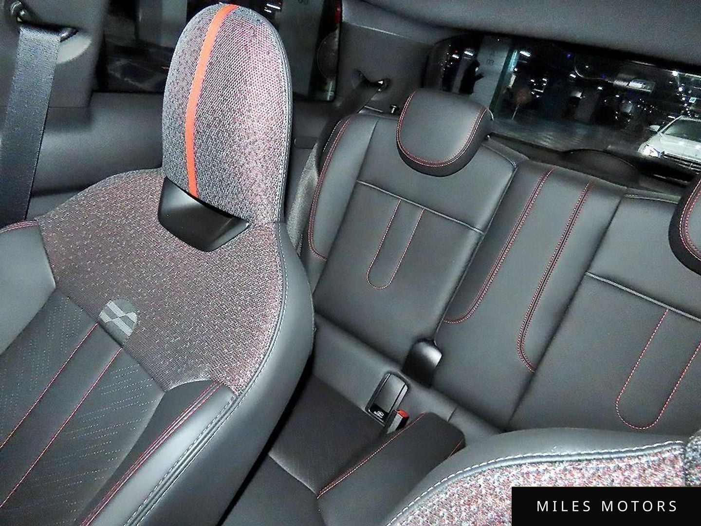 MINI 쿠퍼 S 2025 — миниатюра 7
