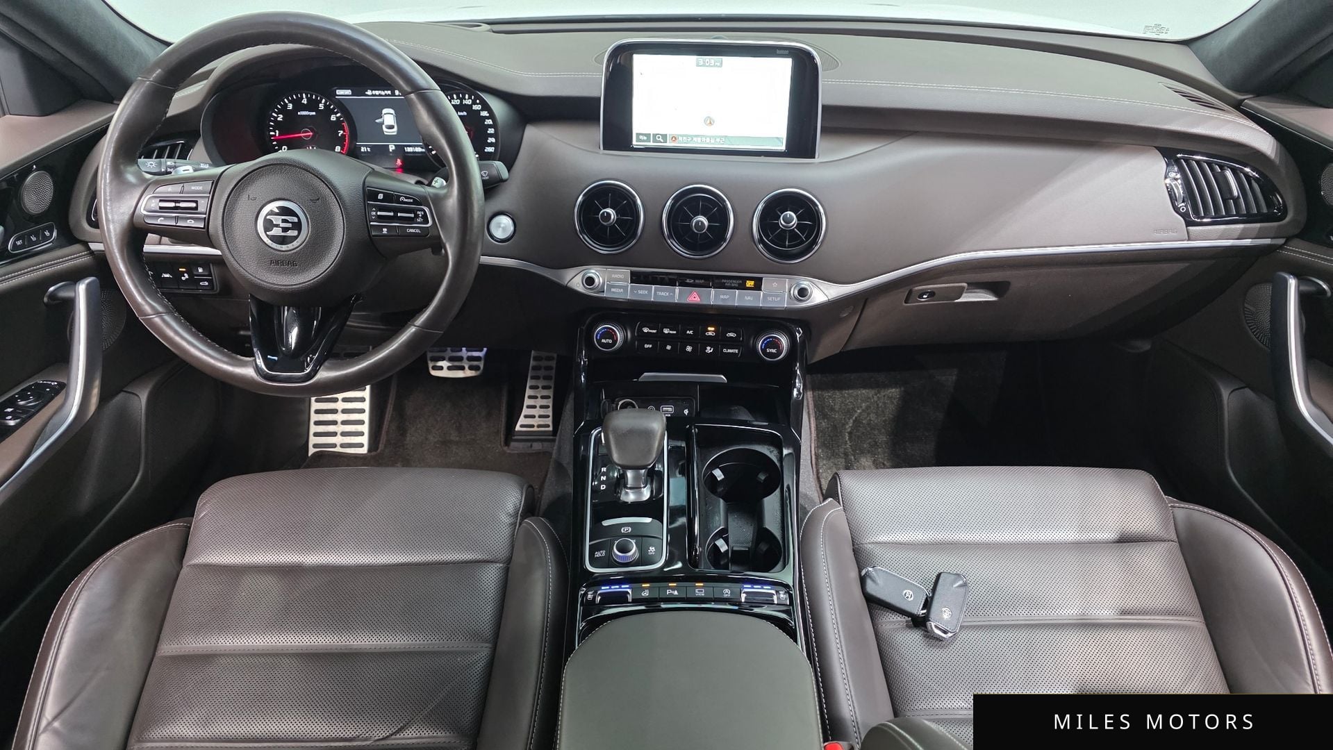 Kia Stinger 2018 — миниатюра 10