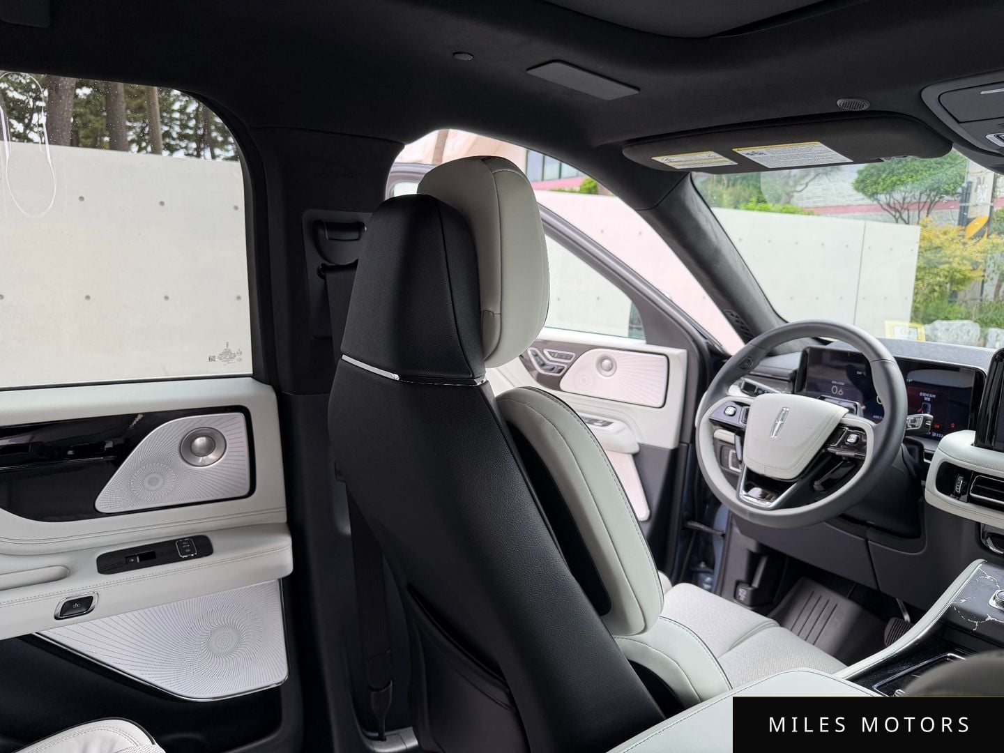 Lincoln Aviator 2025 — миниатюра 9