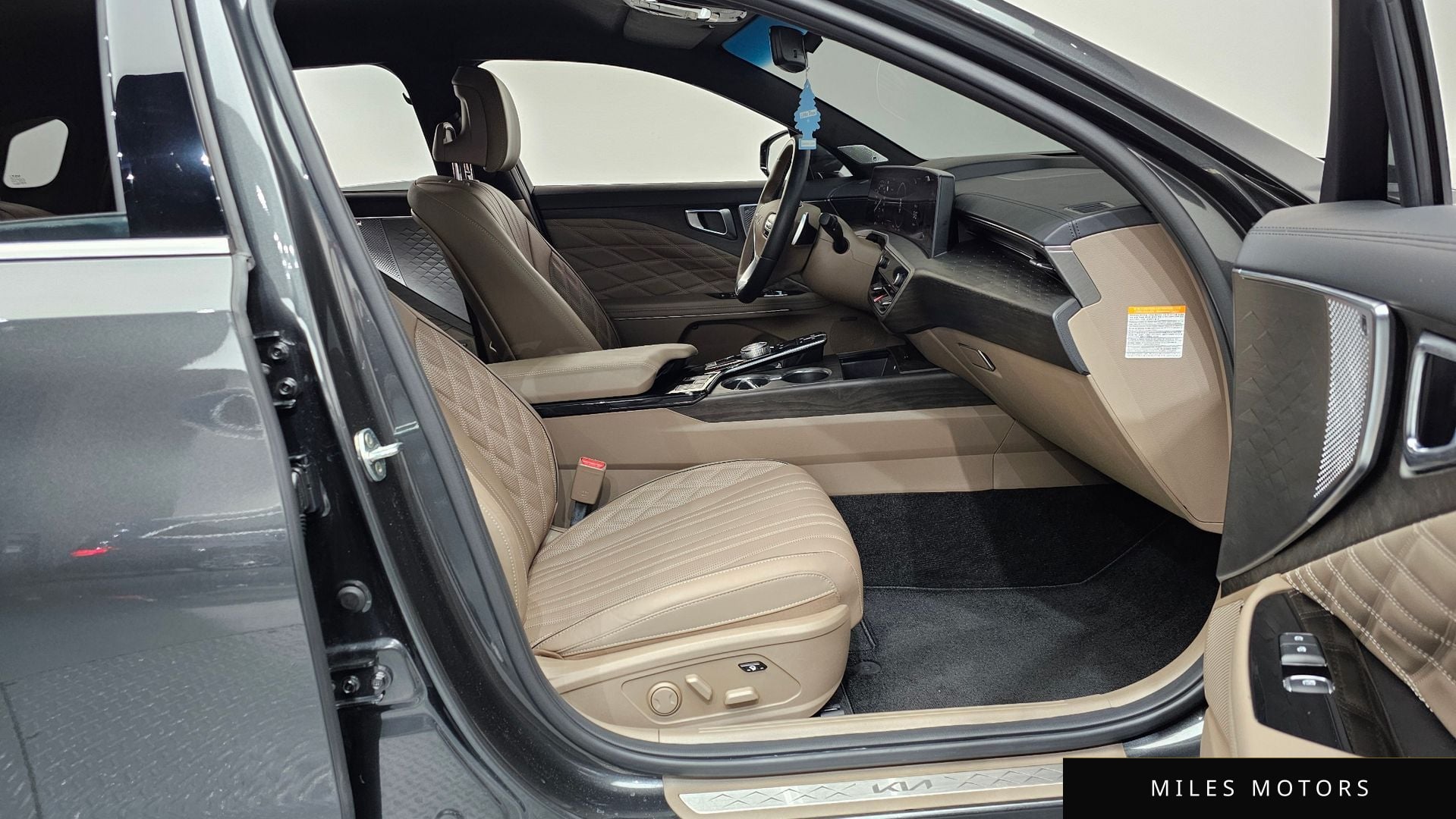 Kia K8 2023 — миниатюра 17