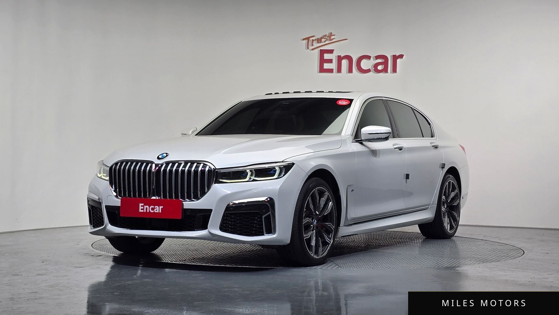BMW 7 Series (G11) 2020 — фото 1 из 12