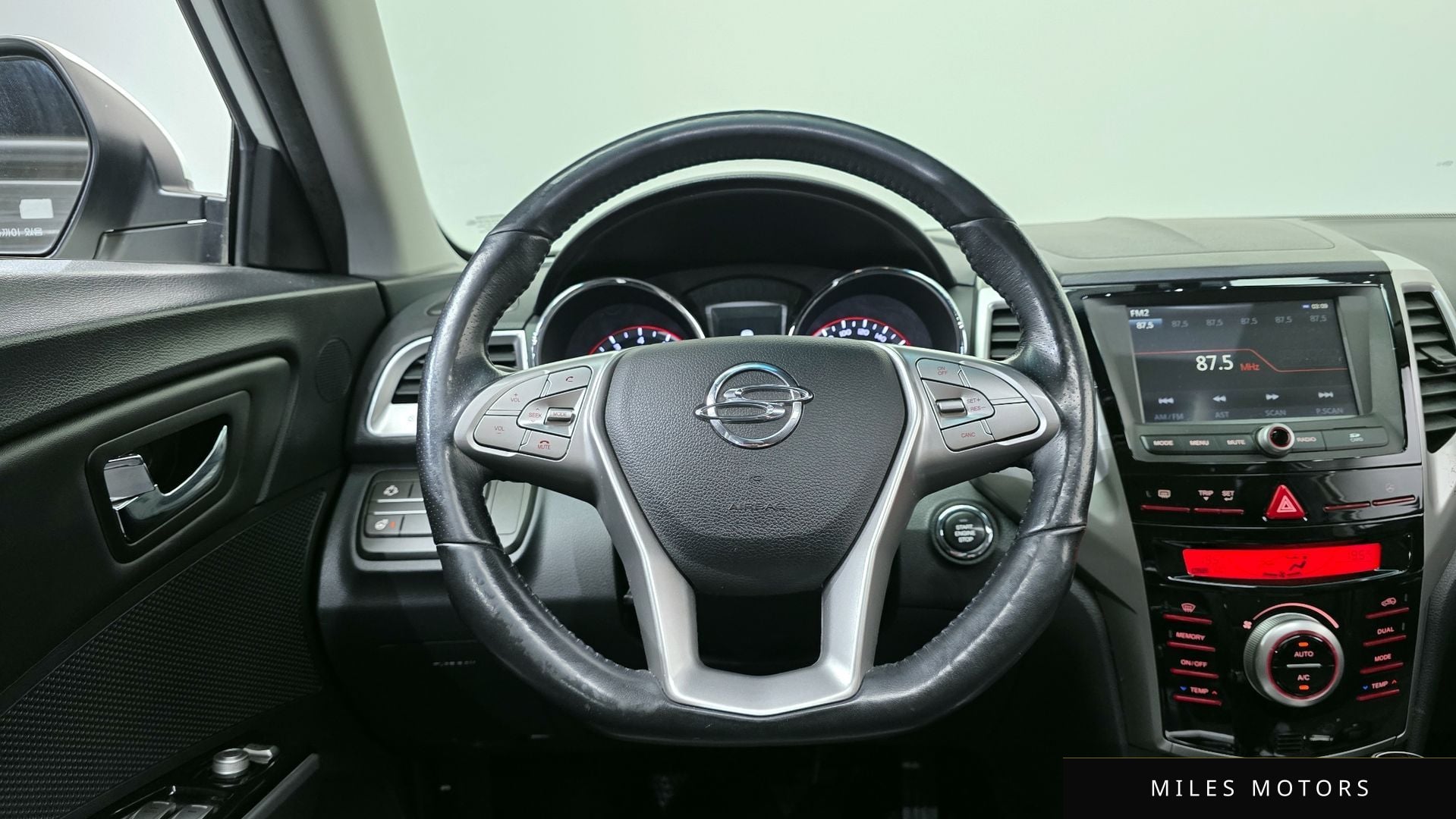 KG Mobility Tivoli 2016 — миниатюра 19