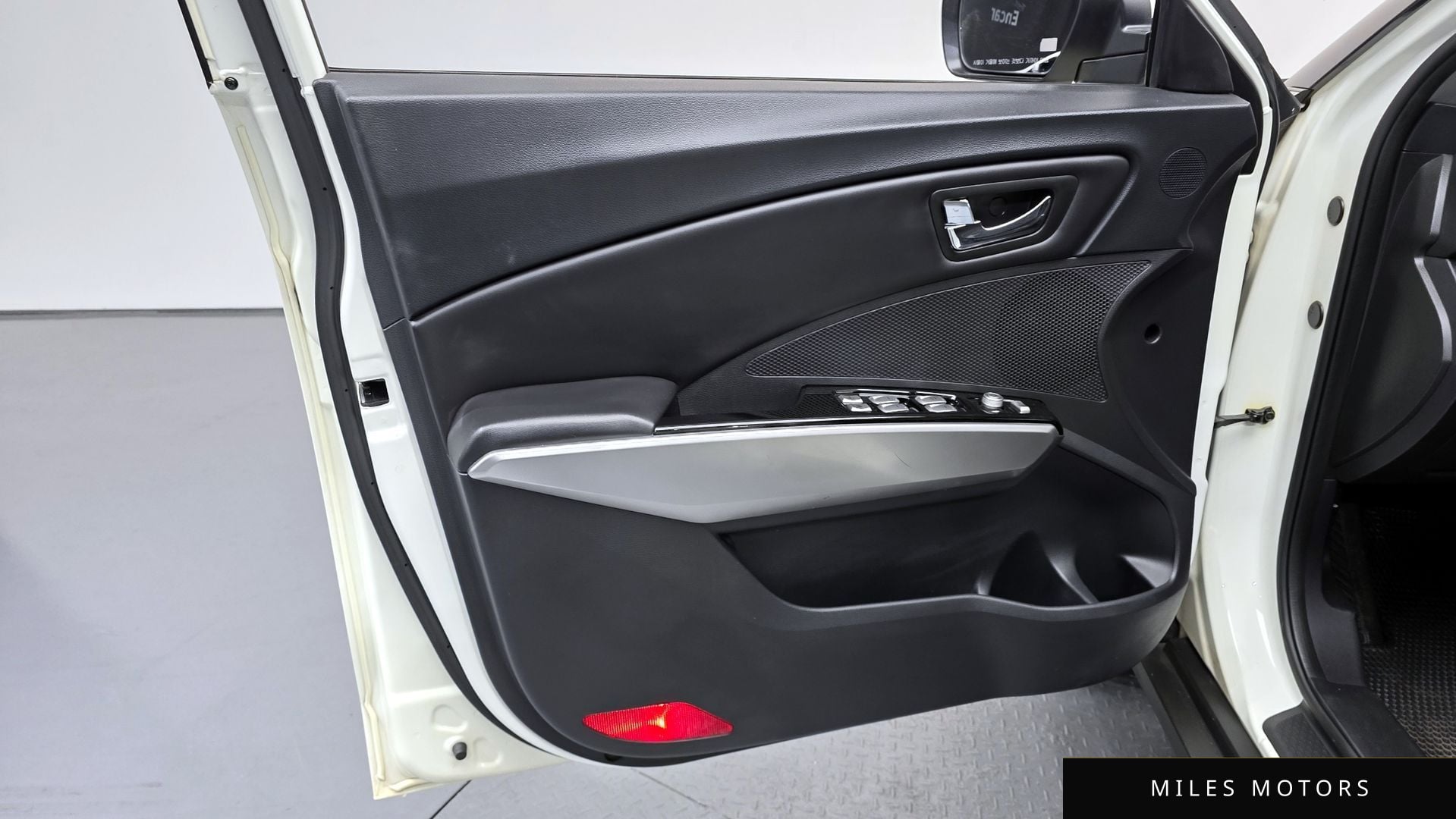 KG Mobility Tivoli 2016 — миниатюра 14