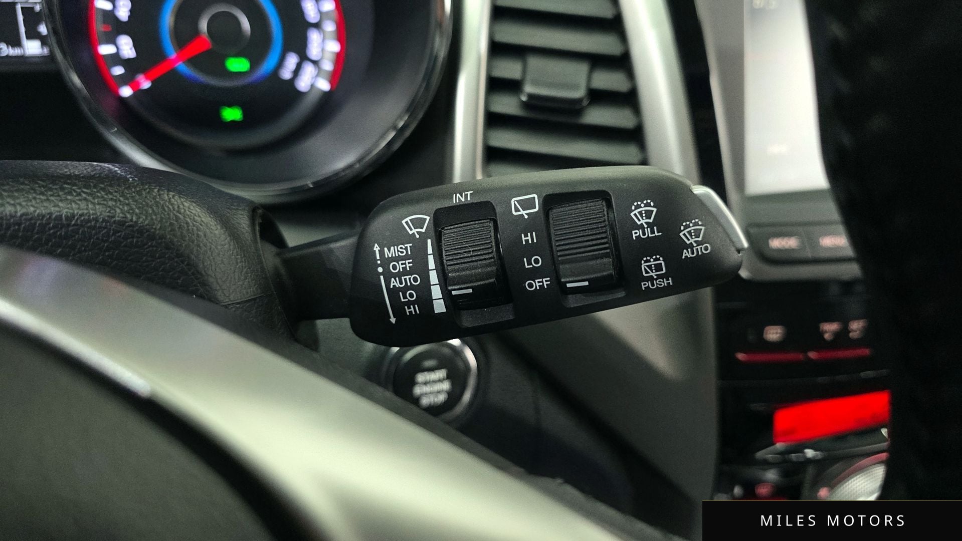 KG Mobility Tivoli 2016 — миниатюра 27