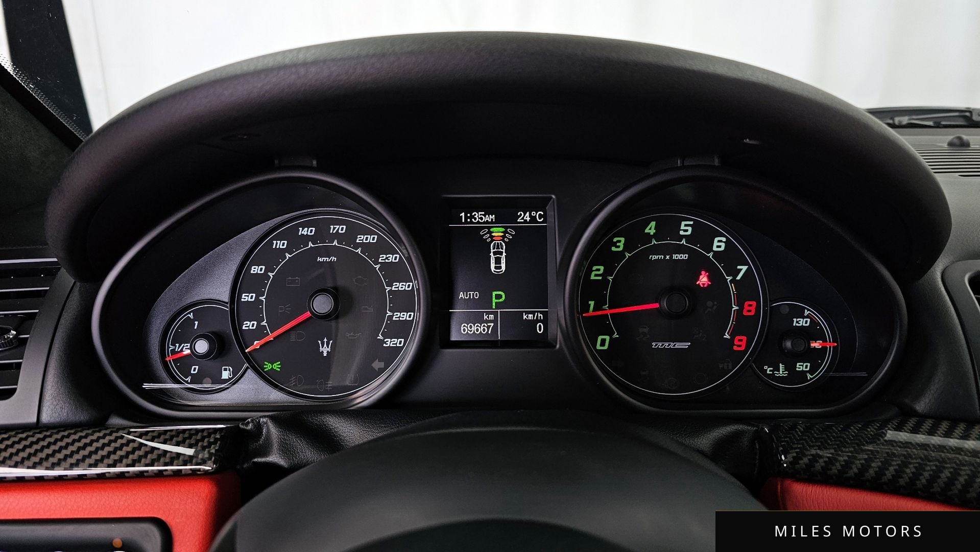 Maserati 그란투리스모 2019 — миниатюра 11