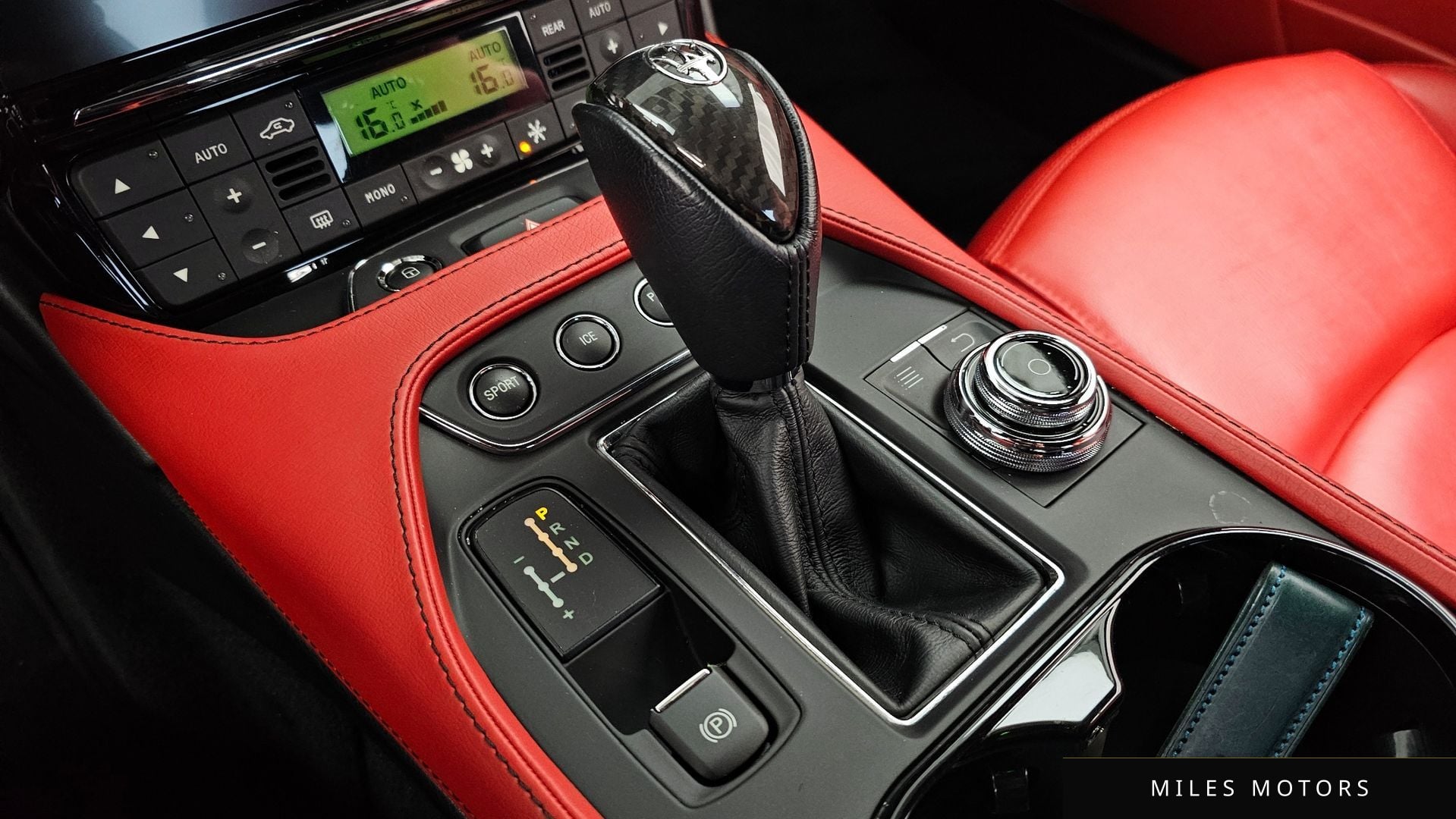 Maserati 그란투리스모 2019 — миниатюра 12