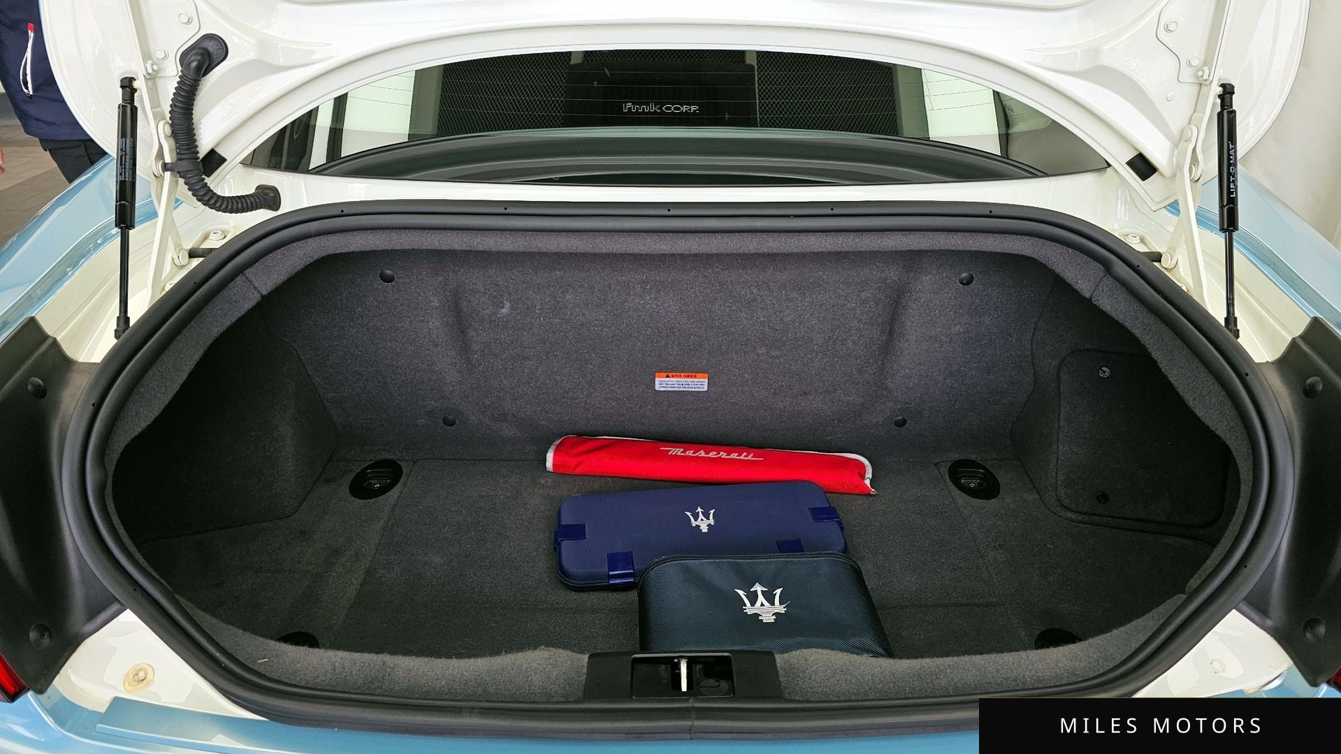 Maserati 그란투리스모 2019 — миниатюра 26