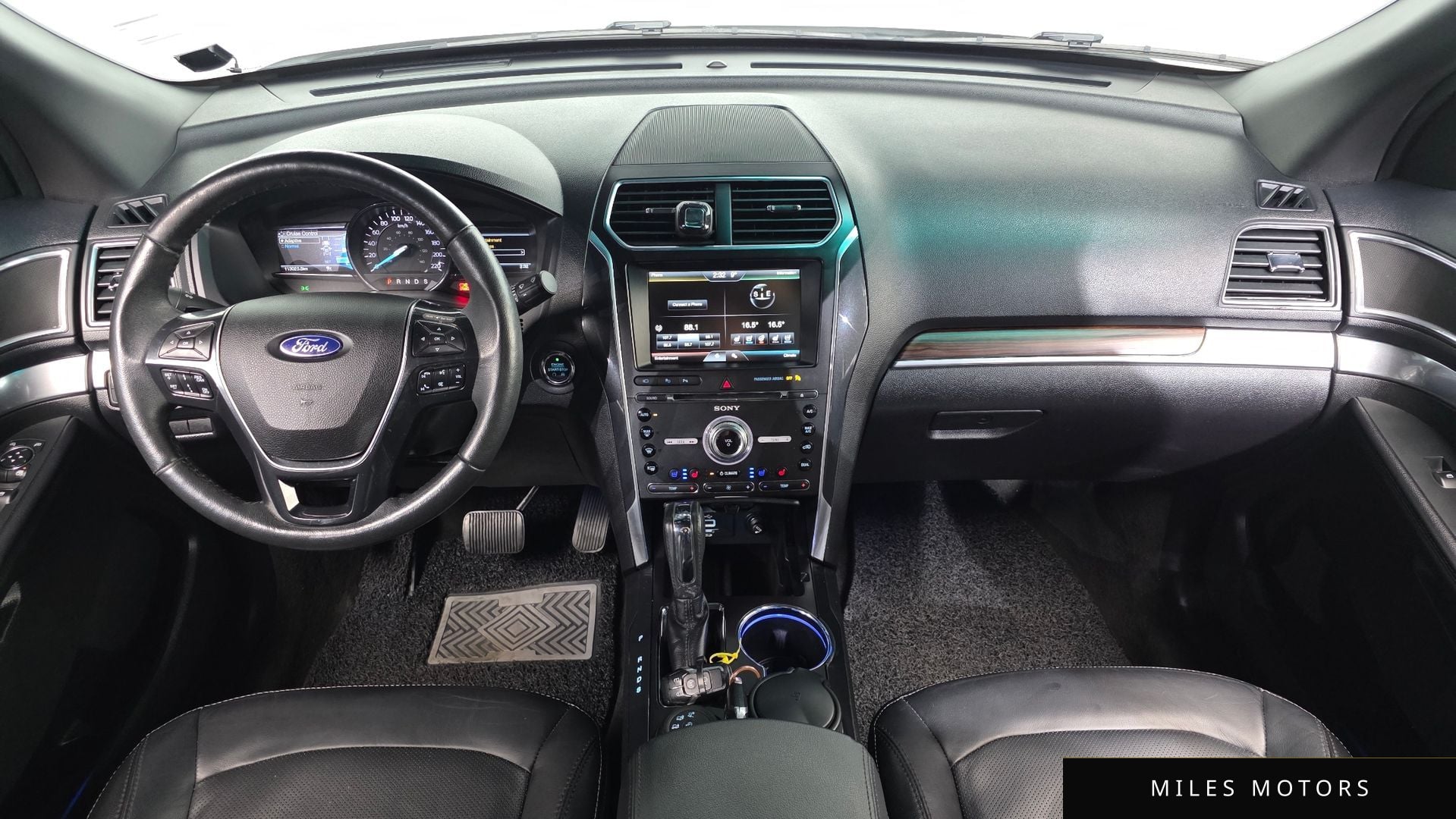 Ford Explorer 2016 — миниатюра 7