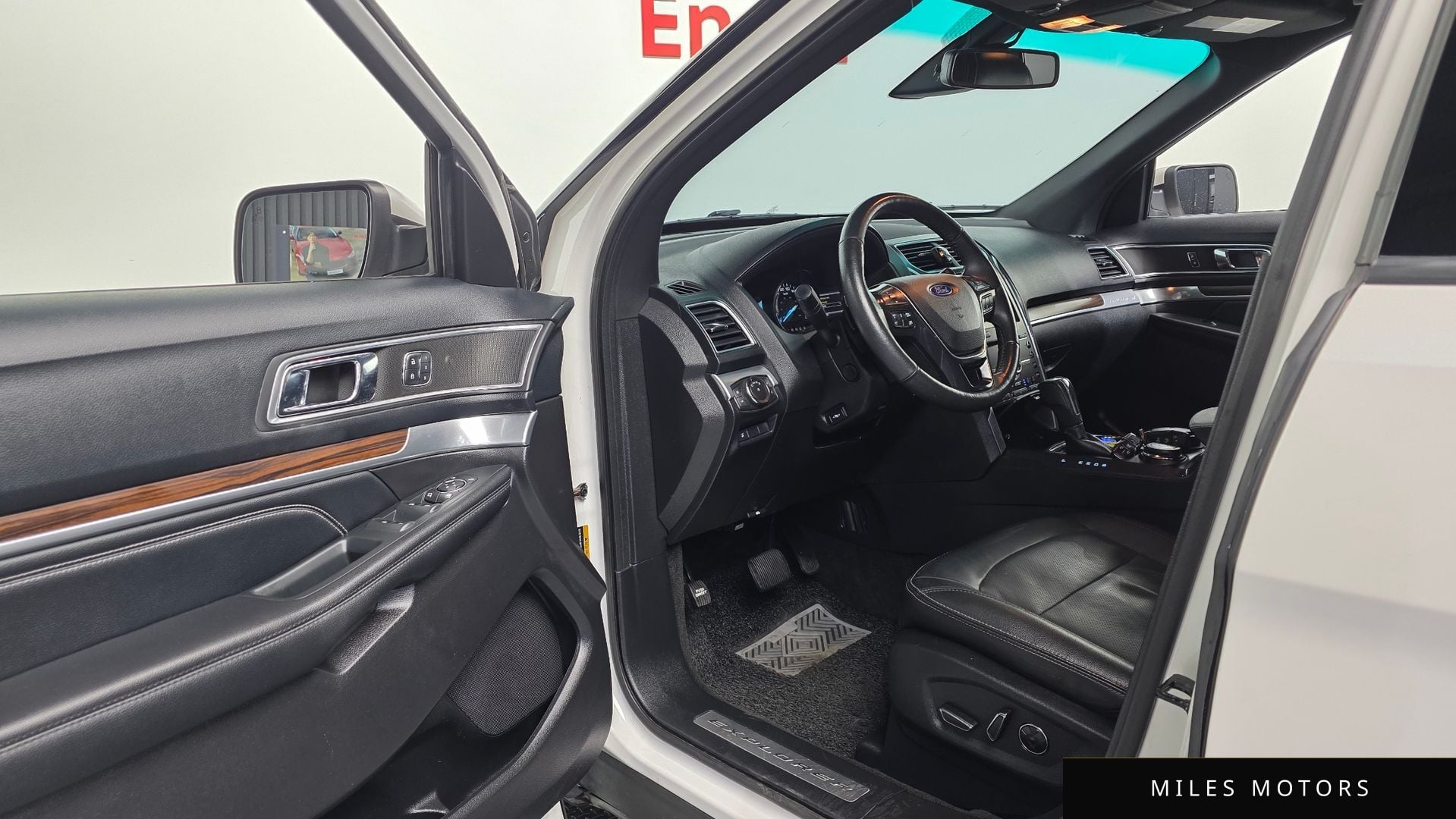 Ford Explorer 2016 — миниатюра 10