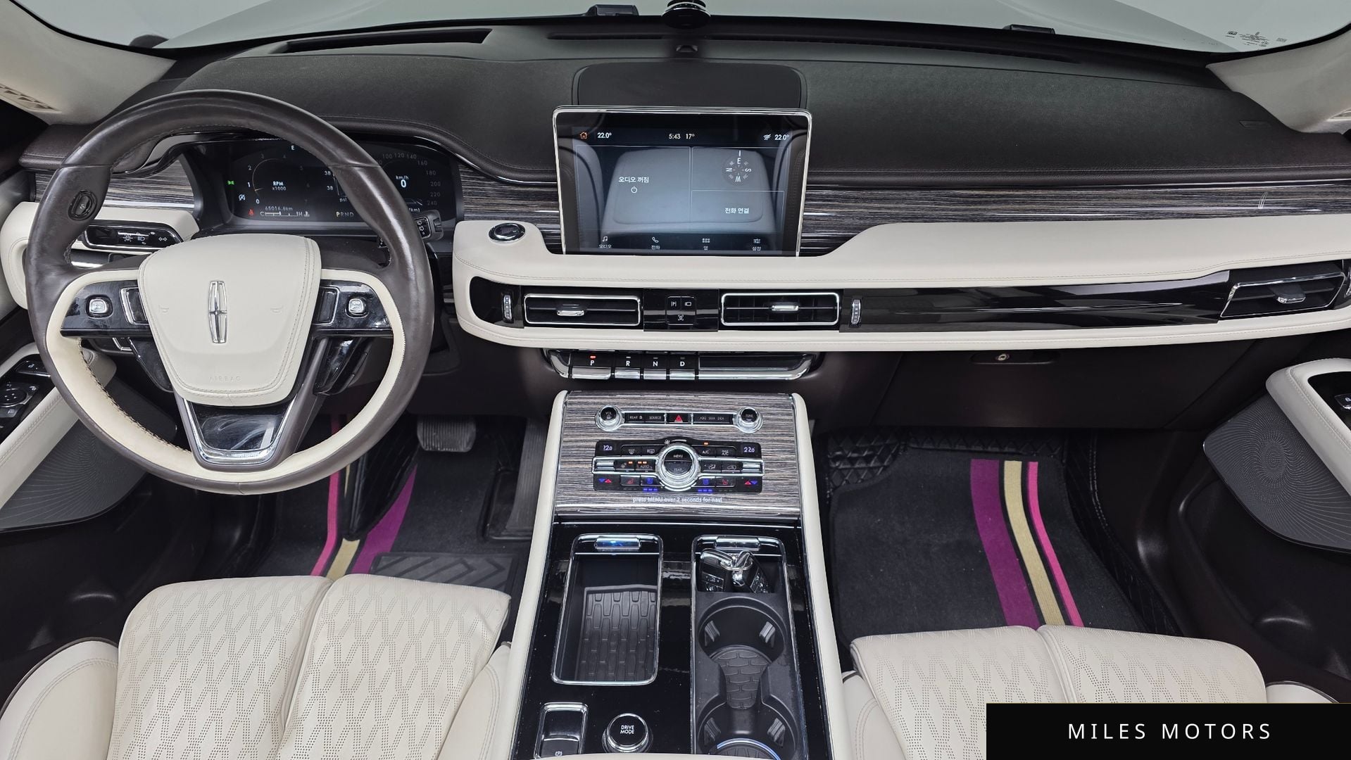 Lincoln Aviator 2020 — миниатюра 10