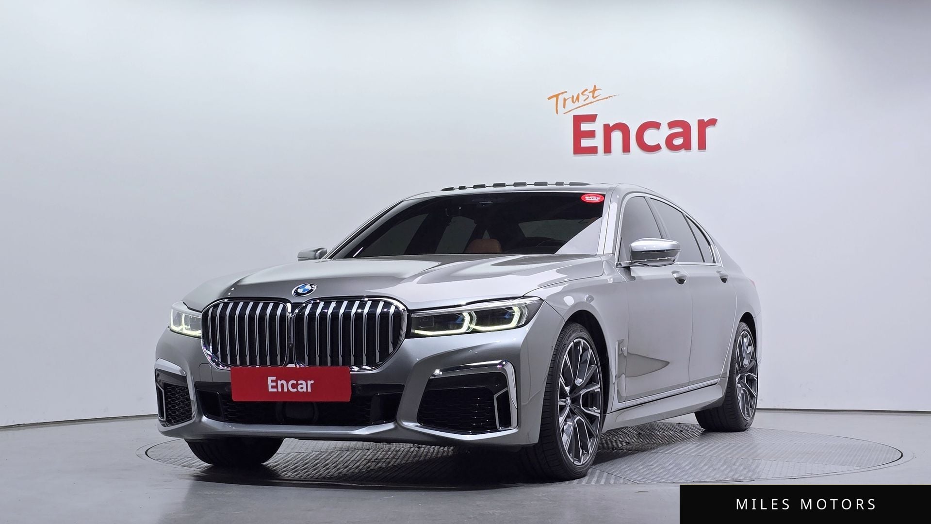 BMW 7 Series (G11) 2022 — фото 1 из 12