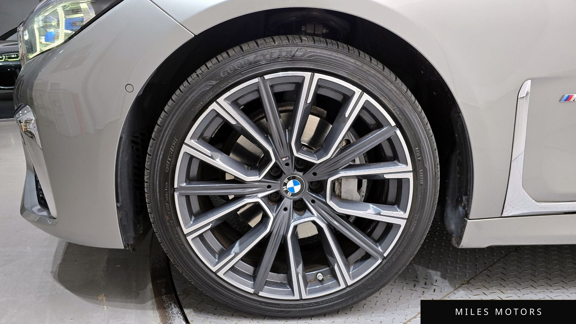 BMW 7 Series (G11) 2022 — миниатюра 5