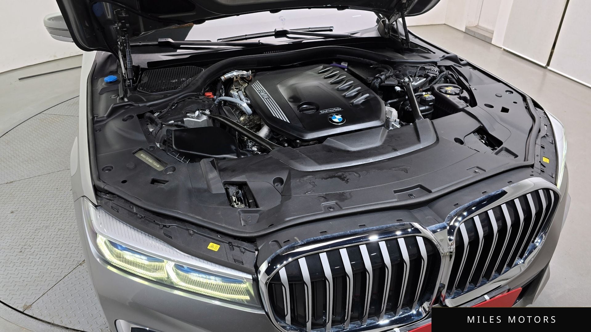 BMW 7 Series (G11) 2022 — миниатюра 6