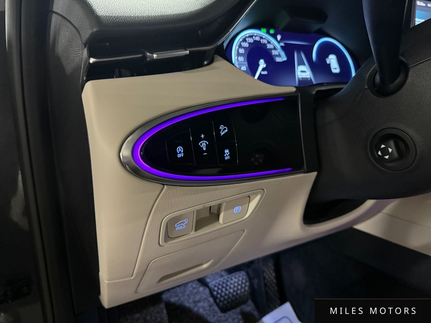 Genesis GV70 2021 — миниатюра 12