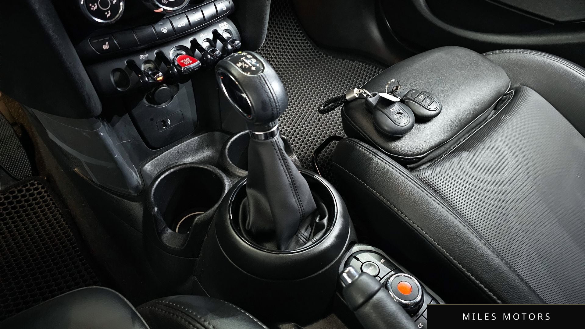 MINI 쿠퍼 2019 — миниатюра 12