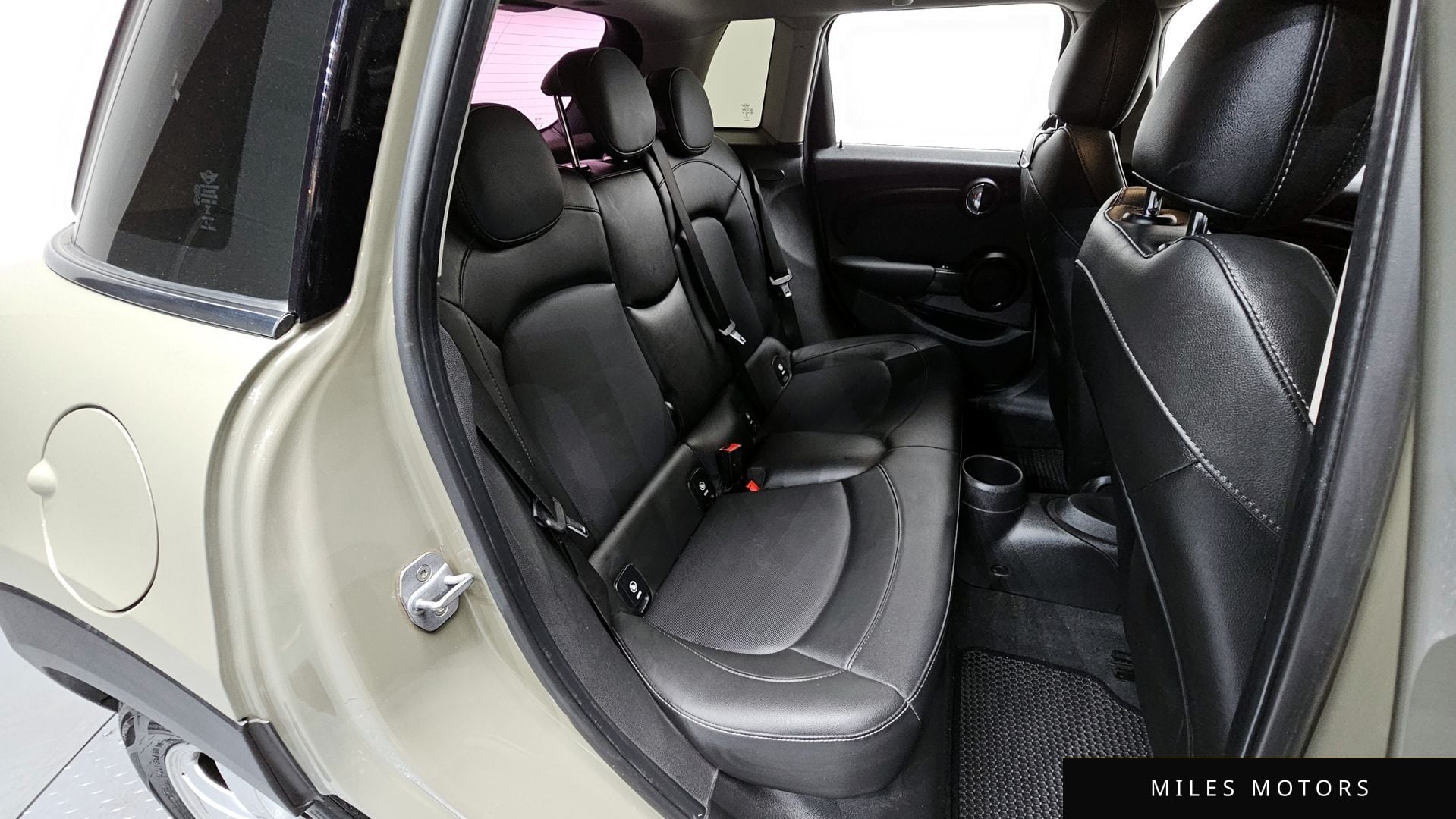 MINI 쿠퍼 2019 — миниатюра 16