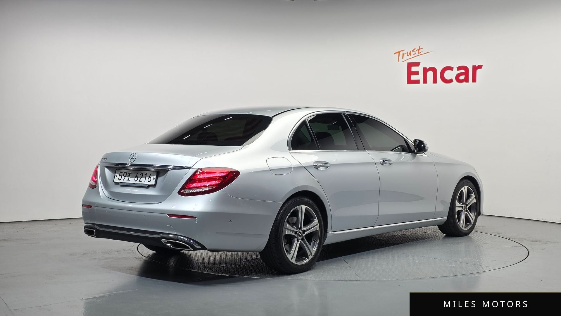 Mercedes-Benz E-Class W213 2019 — миниатюра 2