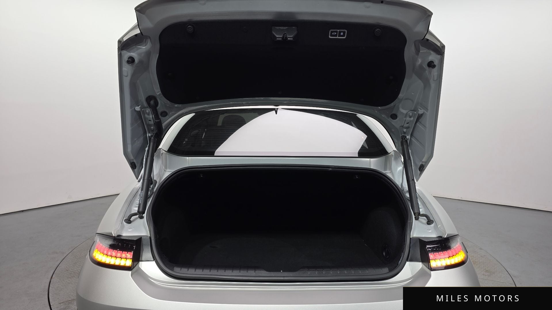 Hyundai Ioniq6 2023 — миниатюра 26