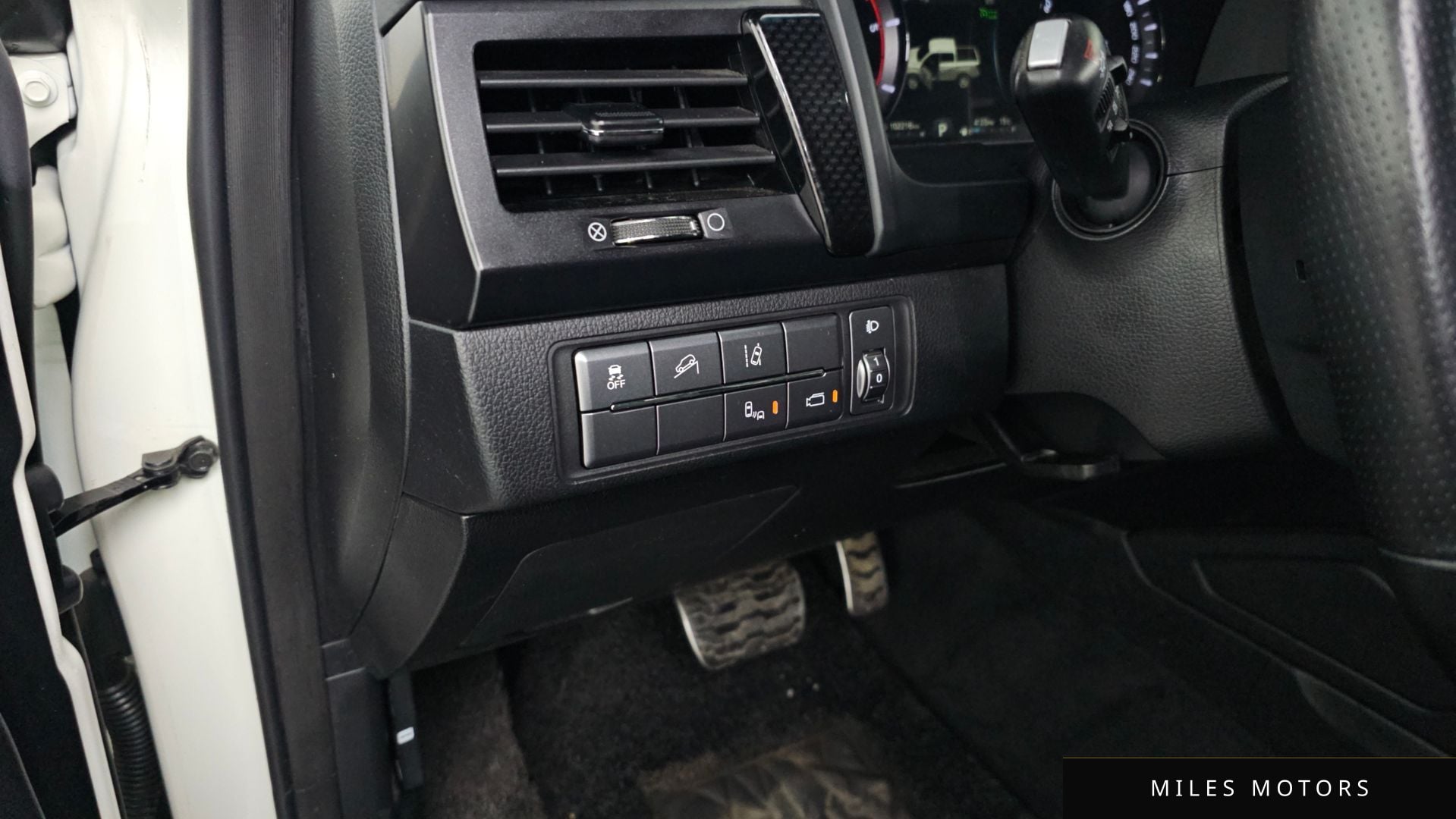 KG Mobility Rexton 2021 — миниатюра 16