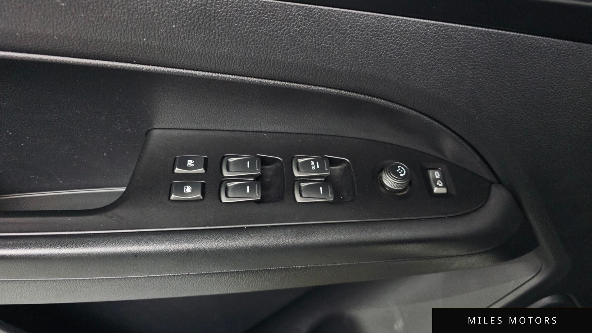 KG Mobility Rexton 2021 — миниатюра 28