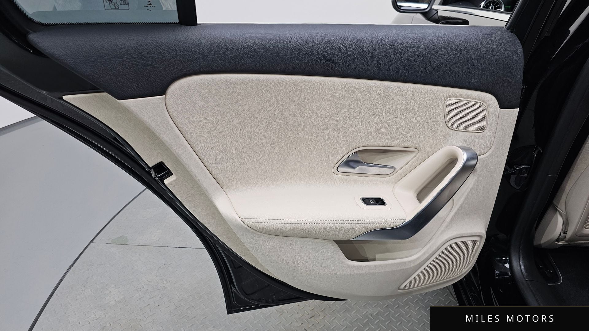 Mercedes-Benz A-클래스 W177 2021 — миниатюра 15