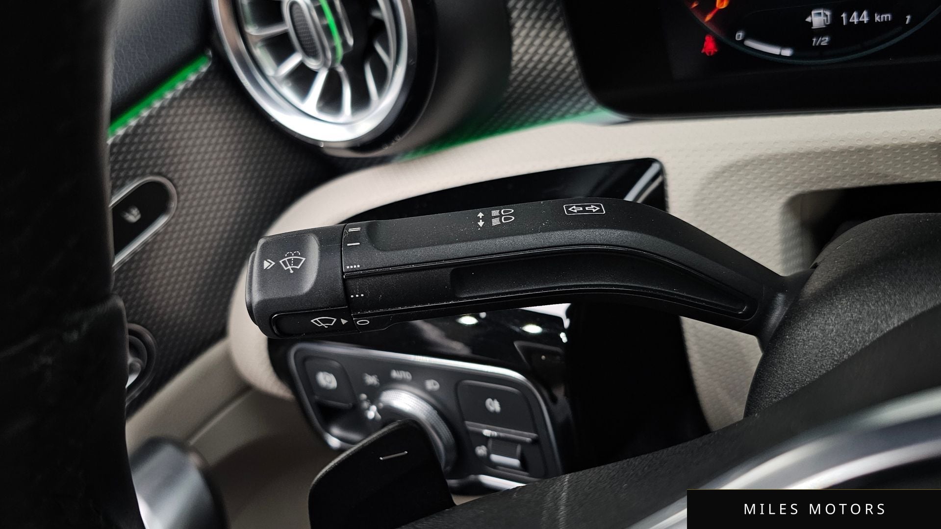 Mercedes-Benz A-클래스 W177 2021 — миниатюра 28