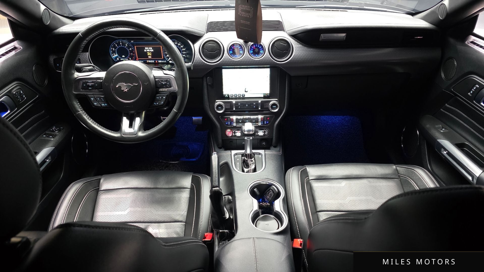 Ford Mustang 2018 — миниатюра 10