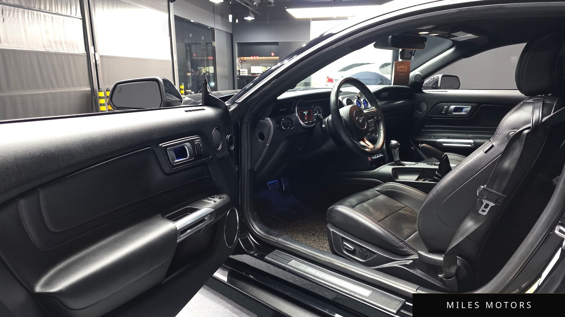 Ford Mustang 2018 — миниатюра 13