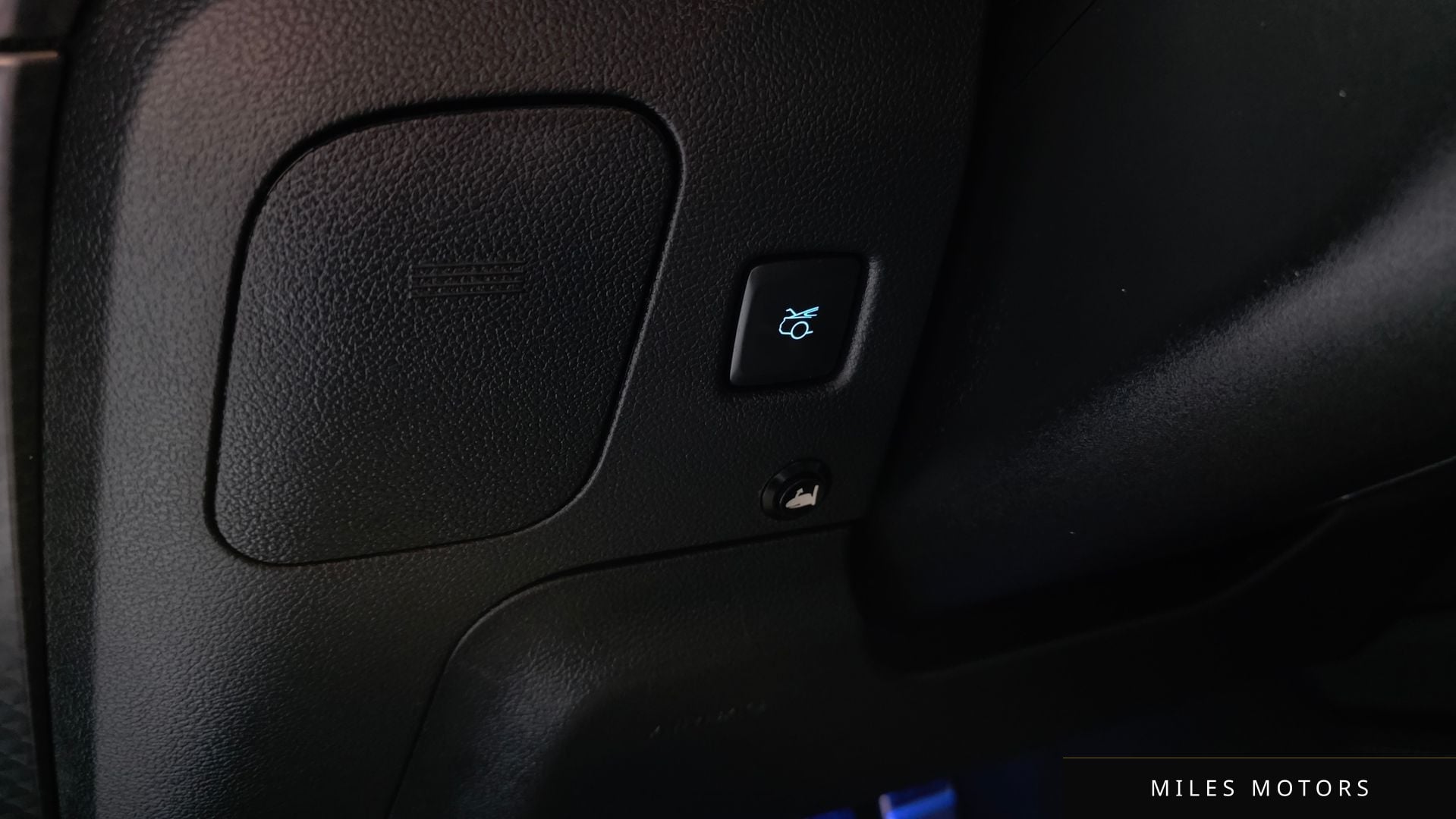 Ford Mustang 2018 — миниатюра 24
