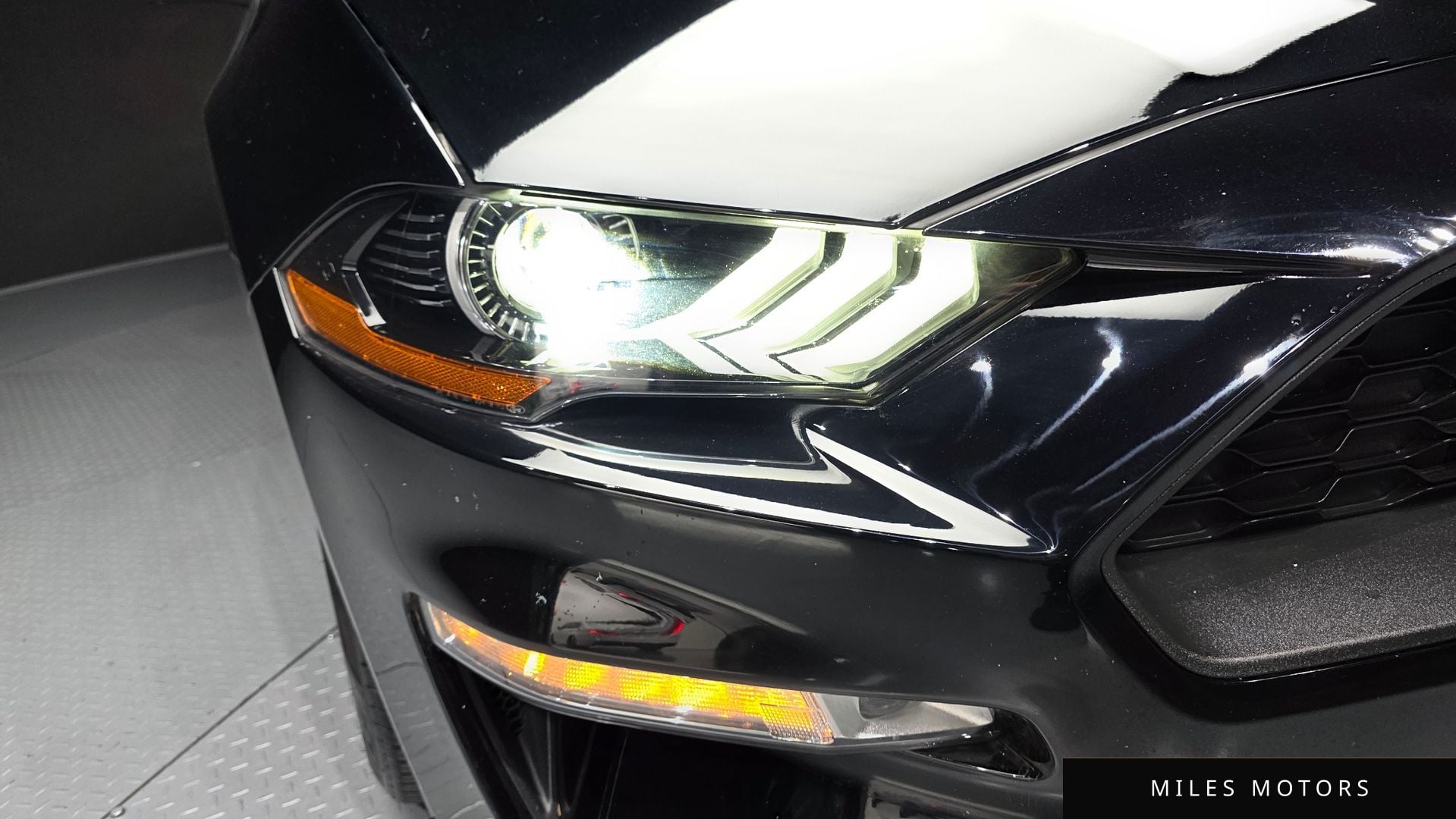 Ford Mustang 2018 — миниатюра 8