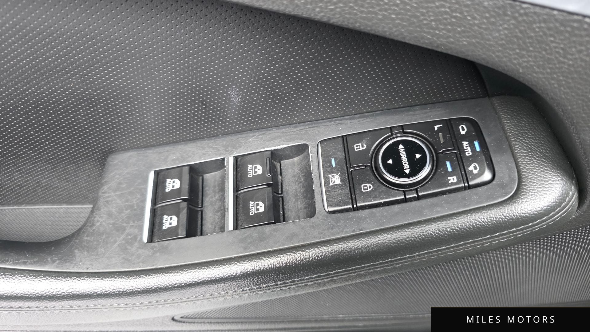 Hyundai 제네시스 DH 2015 — миниатюра 29