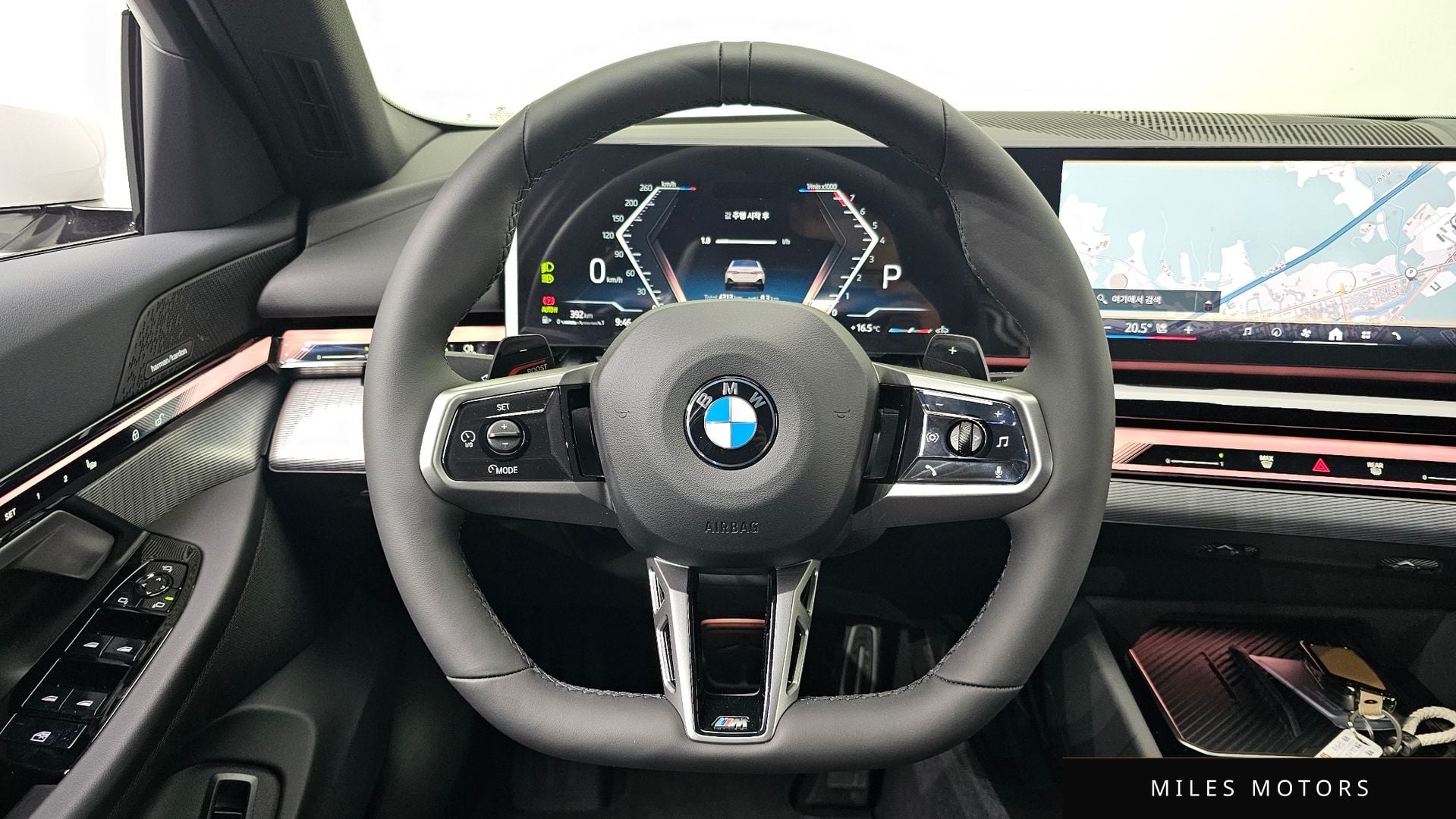 BMW 5 Series (G60) 2026 — миниатюра 22