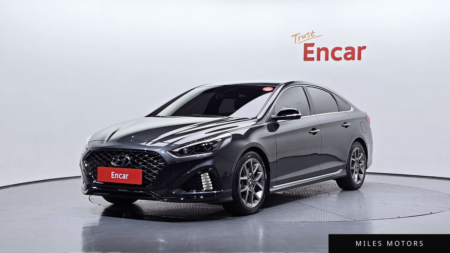Hyundai Sonata 2018 — фото 1 из 12
