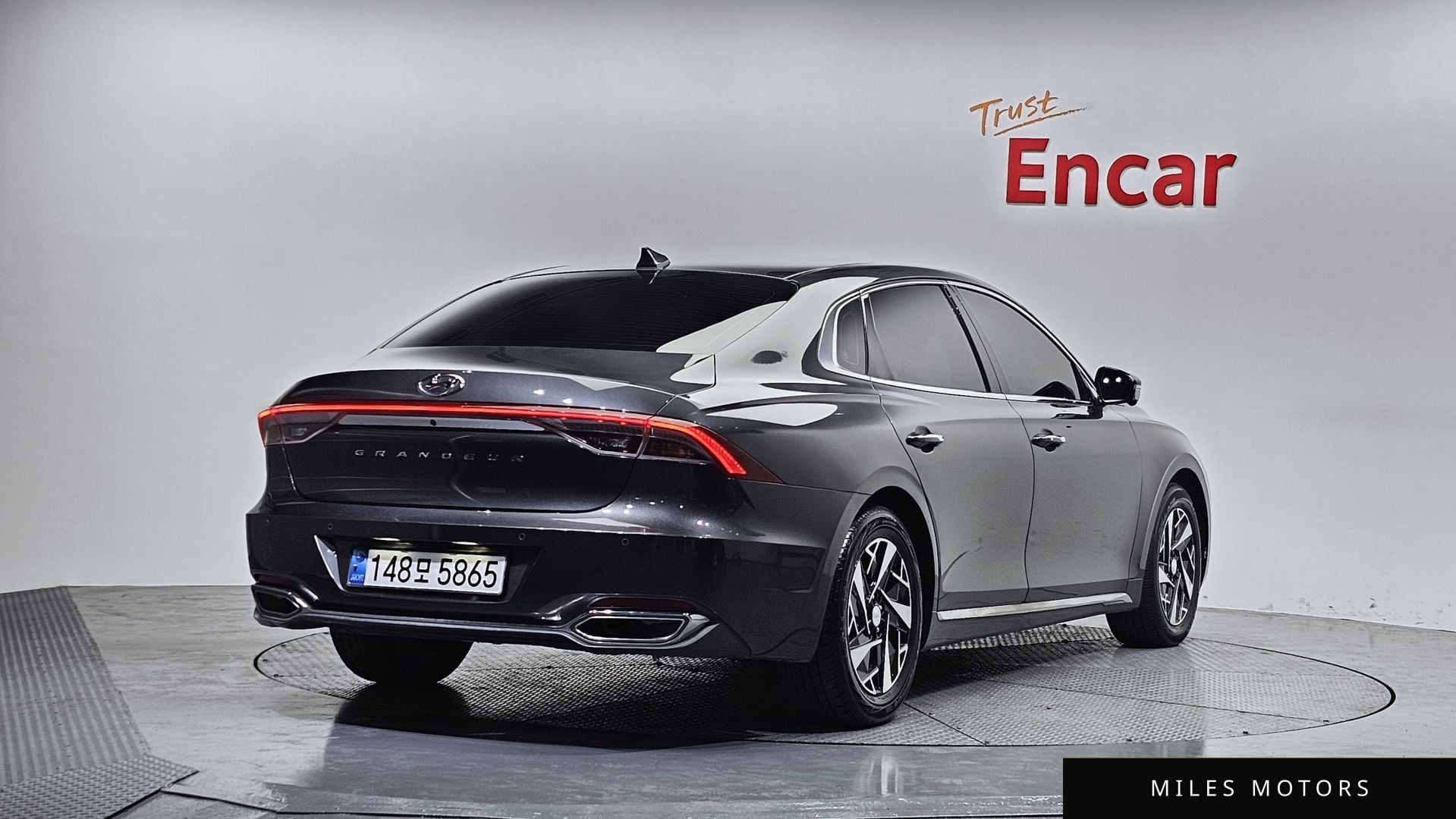 Hyundai Grandeur 2022 — миниатюра 2