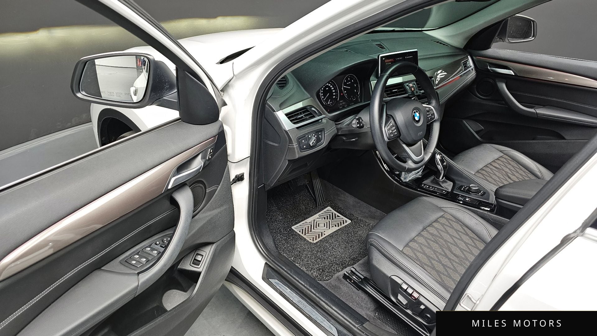 BMW X1 (F48) 2021 — миниатюра 12