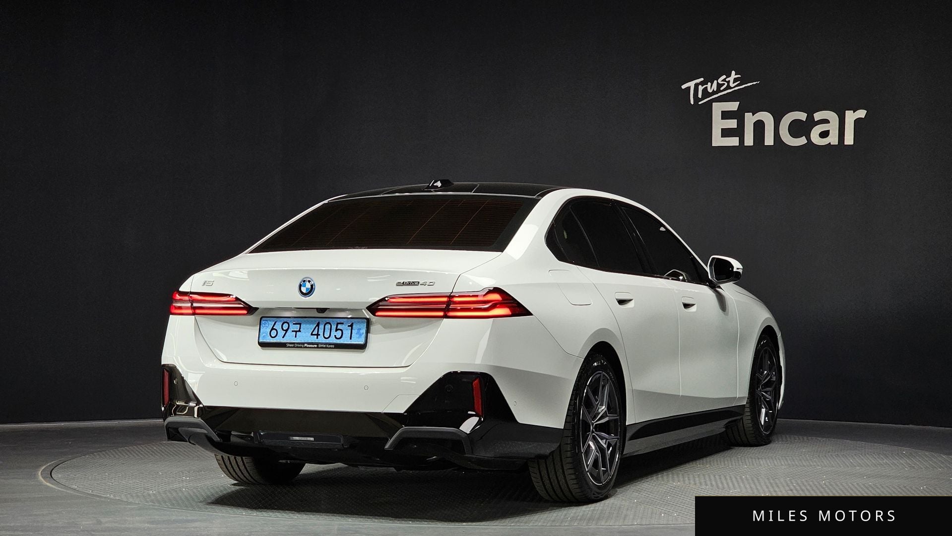 BMW i5 (G60) 2026 — миниатюра 2