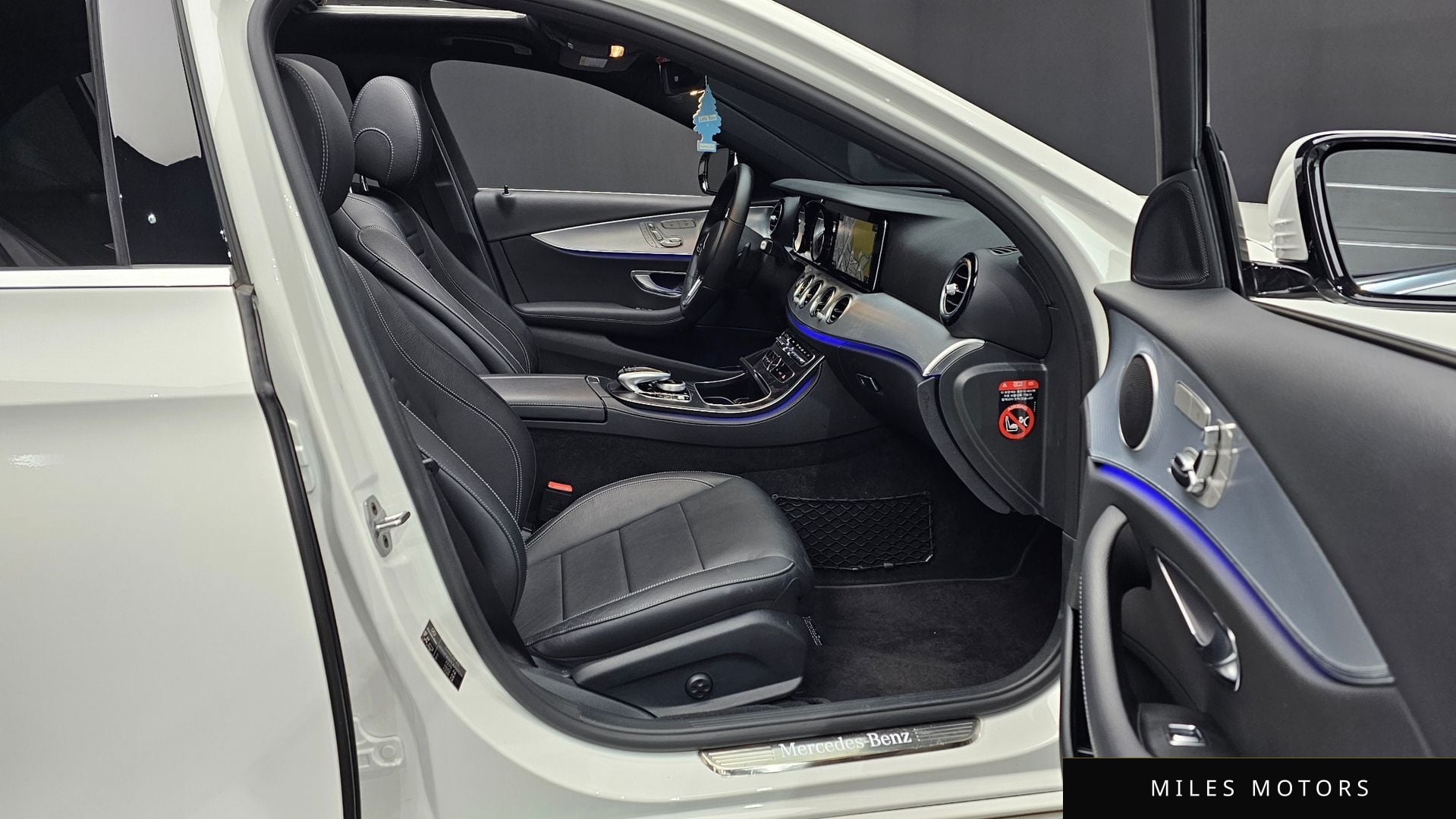 Mercedes-Benz E-클래스 W213 2020 — миниатюра 17