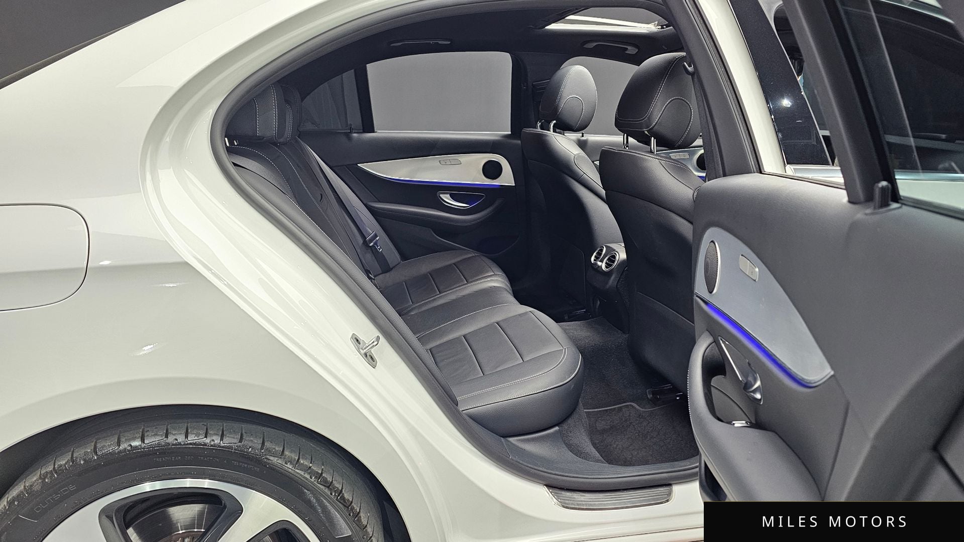 Mercedes-Benz E-클래스 W213 2020 — миниатюра 16