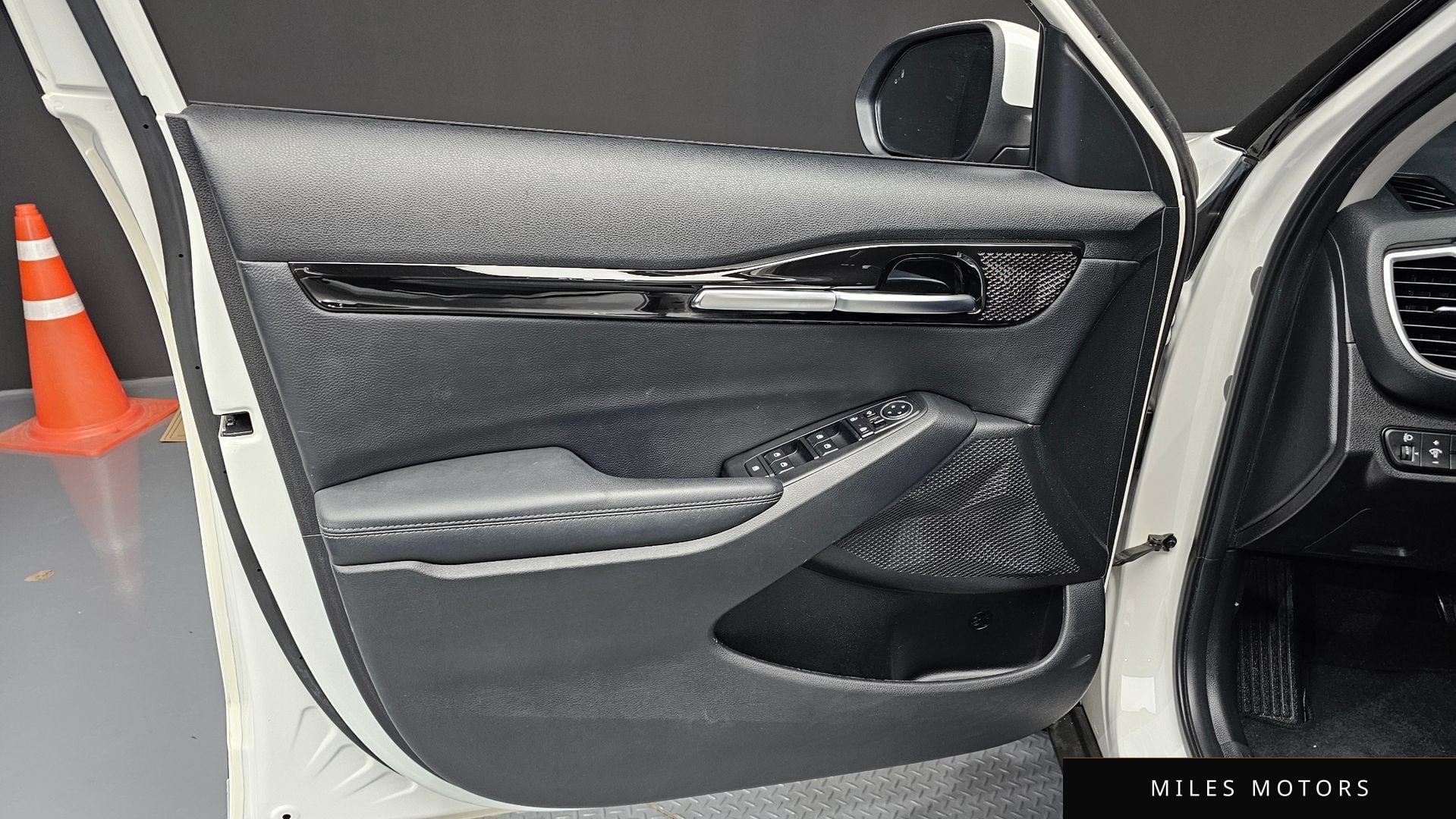 Kia Seltos 2023 — миниатюра 14