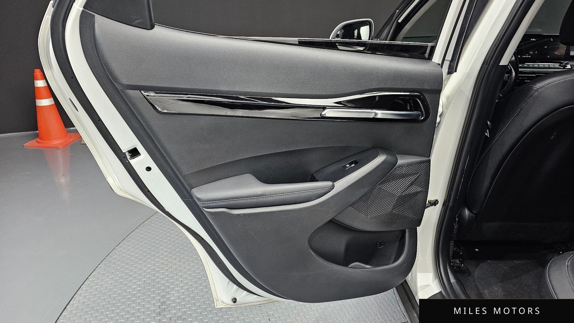 Kia Seltos 2023 — миниатюра 15
