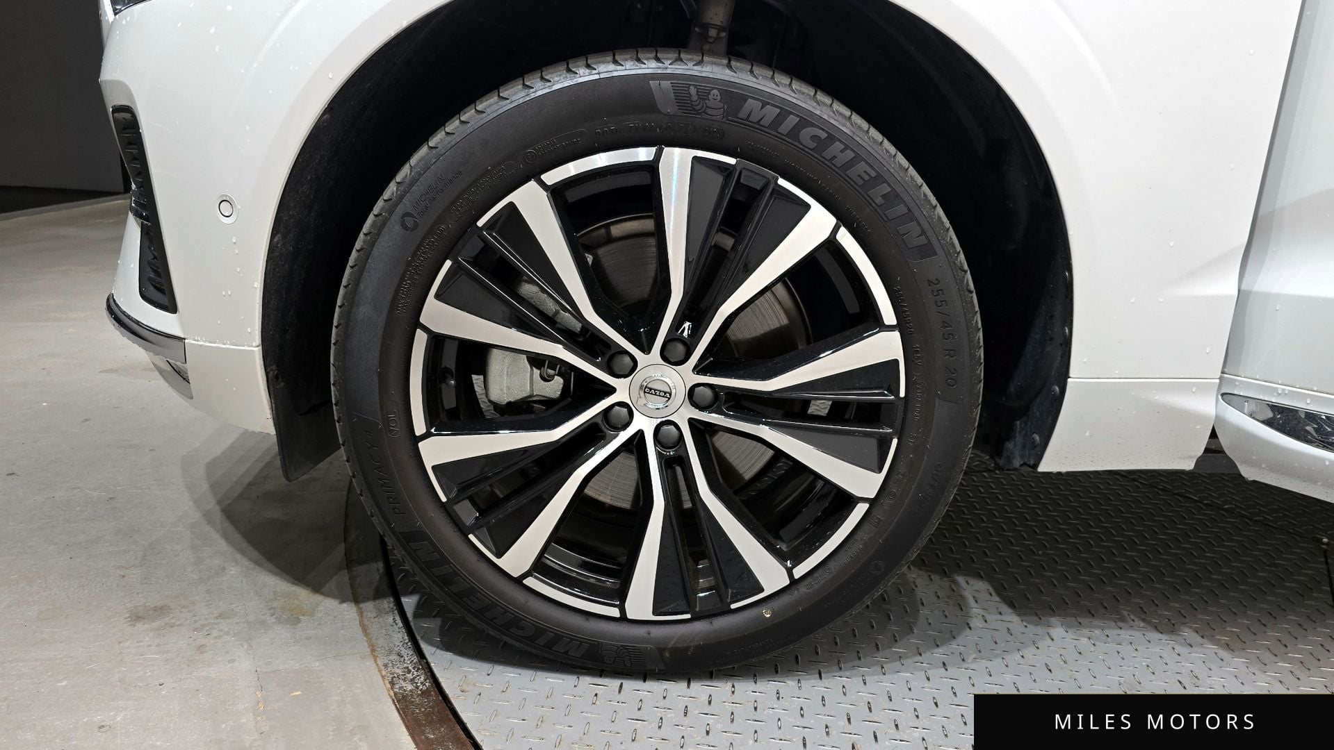 Volvo XC60 2024 — миниатюра 5