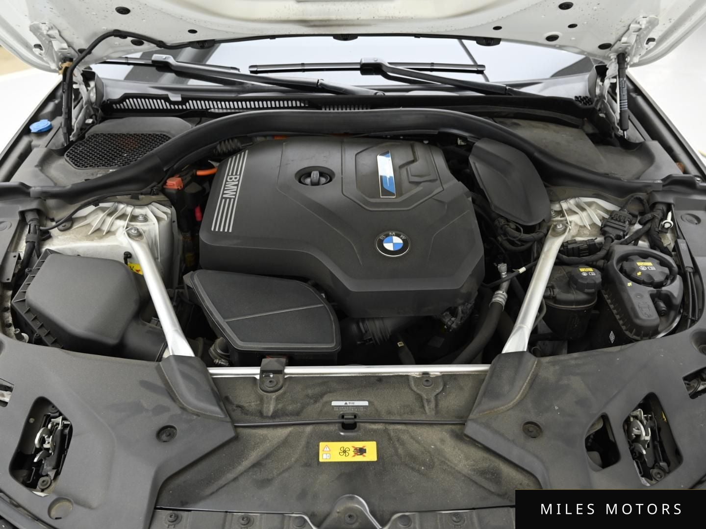 BMW 5 Series (G30) 2021 — миниатюра 6