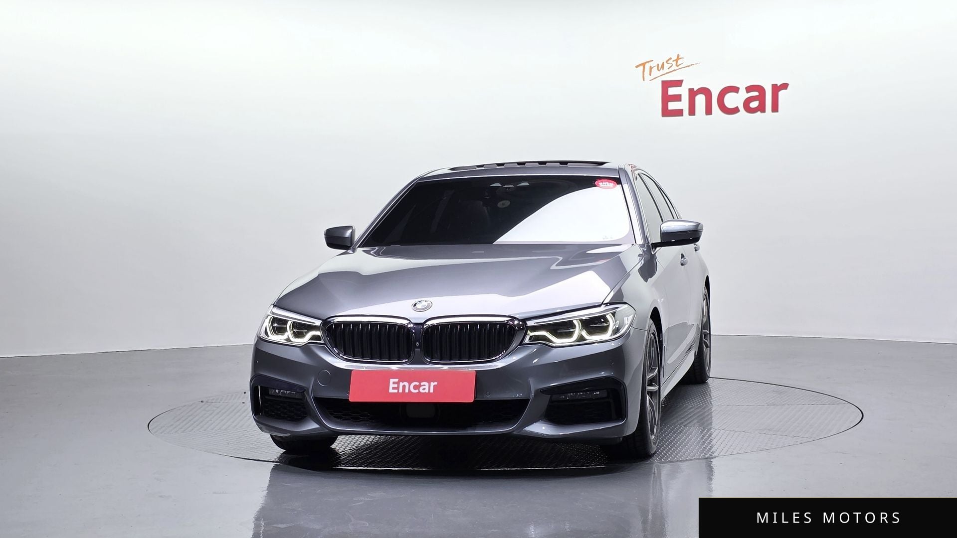 BMW 5시리즈 (G30) 2019 — миниатюра 3