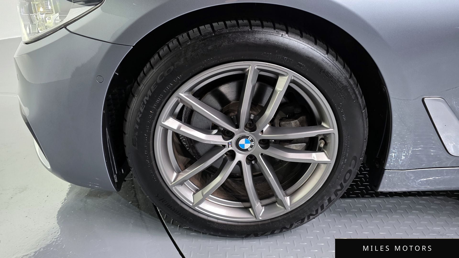 BMW 5시리즈 (G30) 2019 — миниатюра 5