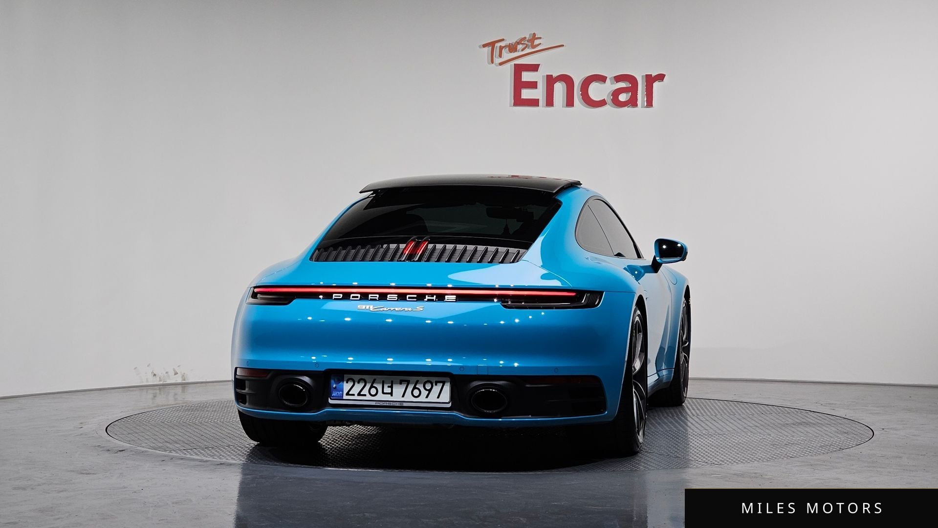 Porsche 911 (992) 2020 — миниатюра 4