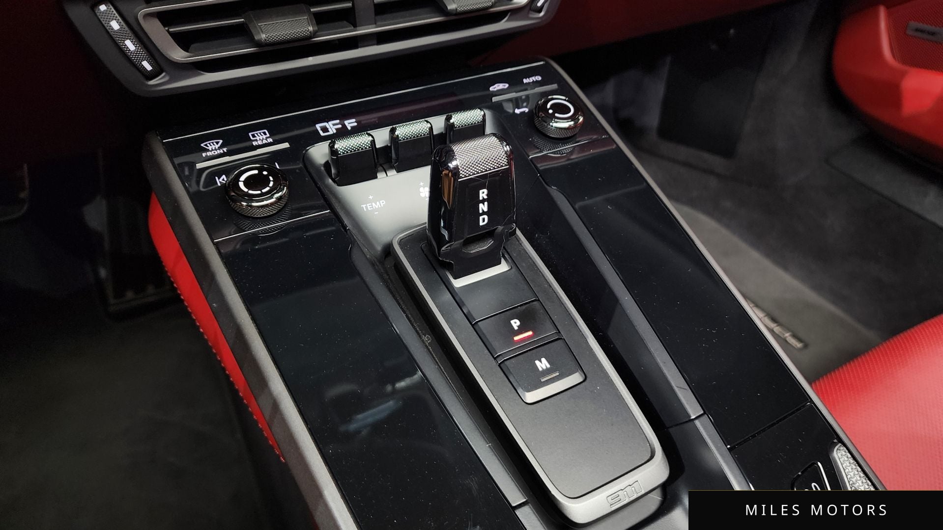Porsche 911 (992) 2020 — миниатюра 9