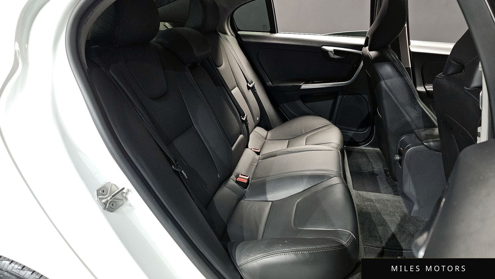 Volvo S60 2018 — миниатюра 11