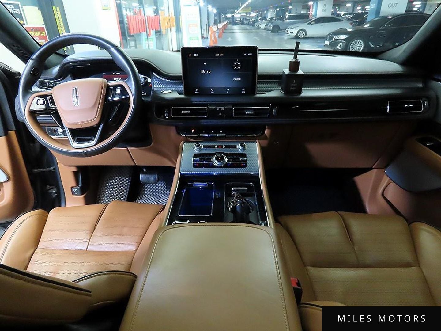 Lincoln Aviator 2022 — миниатюра 10