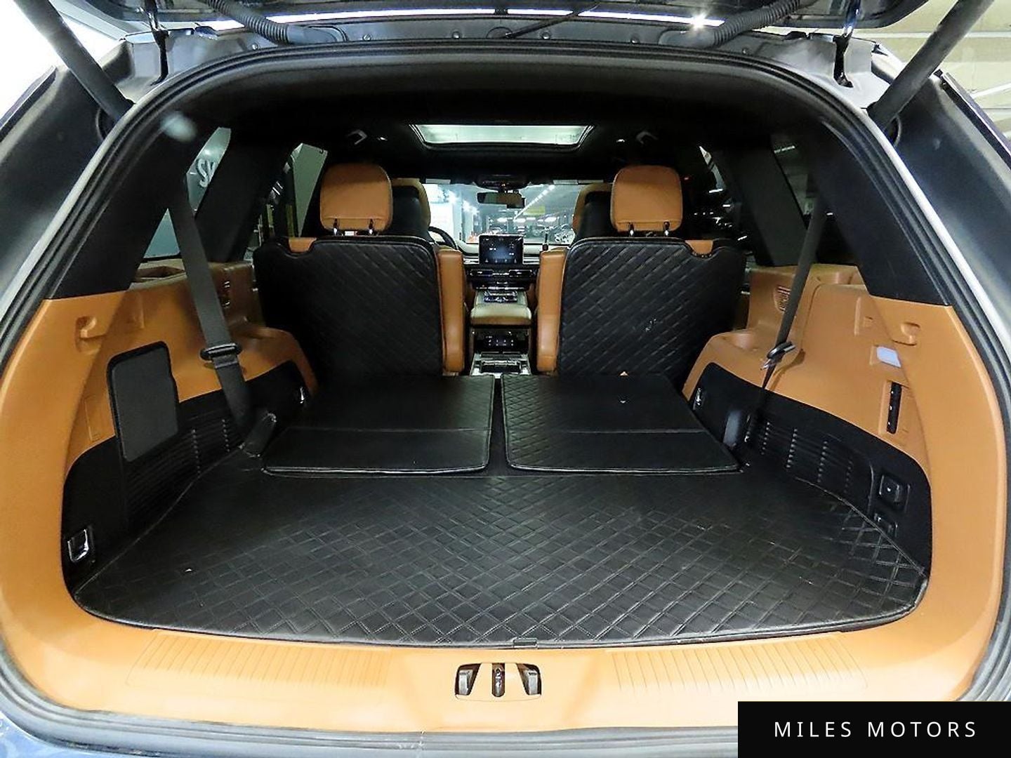 Lincoln Aviator 2022 — миниатюра 17