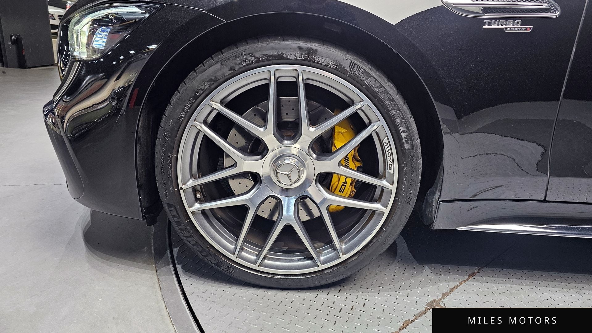Mercedes-Benz AMG GT 2023 — миниатюра 5
